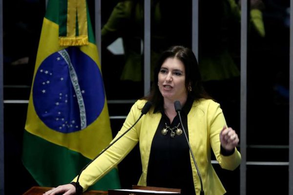 Simone Tebet do MDB confirma candidatura à presidência do Senado