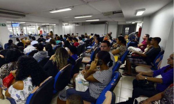 Homem de 43 anos sofre parada cardiorrespiratória em agência do INSS