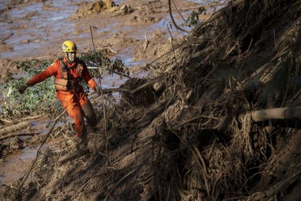 Número de desaparecidos após tragédia de Brumadinho sobe para 288