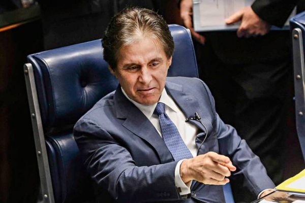 O incômodo de Eunício com o ministro de Bolsonaro