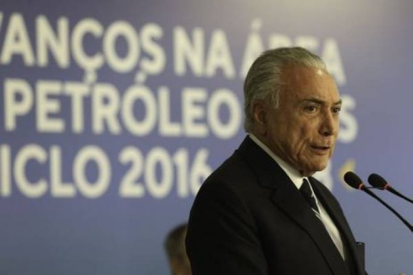 Temer pede que inquérito sobre suposta propina fique na Justiça de SP
