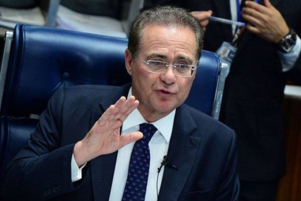 PGR pede mais 60 dias para investigar Renan Calheiros e outros senadores