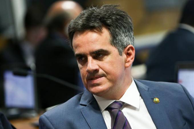 Polícia Federal faz buscas em endereços ligados a Ciro Nogueira