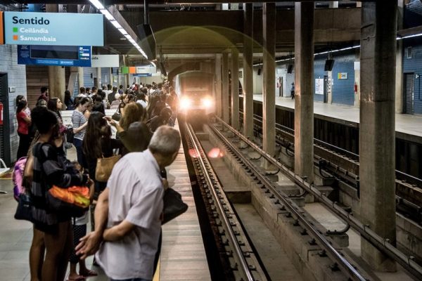 Metrô-DF funcionará em horário estendido durante o Carnaval