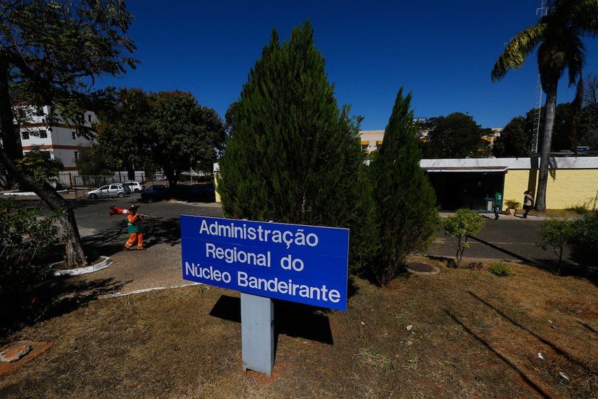 Ibaneis propõe lista sêxtupla para escolha de administrador regional