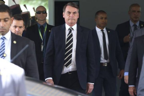 Bolsonaro faz primeira viagem oficial após operação
