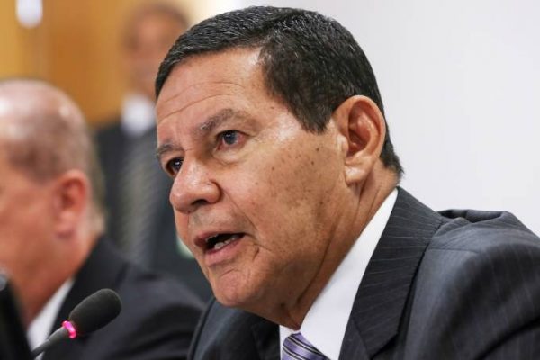 Desde 1988, Congresso adia definição de funções do vice-presidente