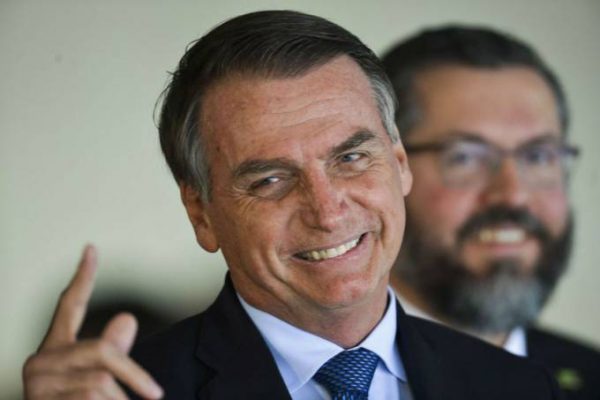 Bolsonaro defende “Lava Jato da Educação” no MEC