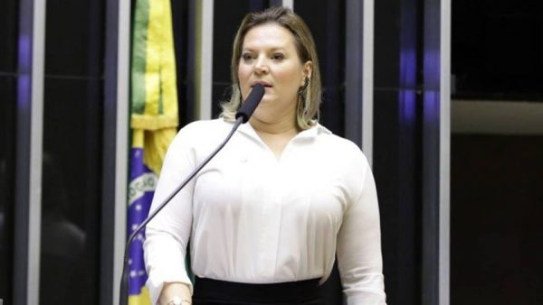 “Tamanho da economia é inegociável”, diz líder sobre nova Previdência