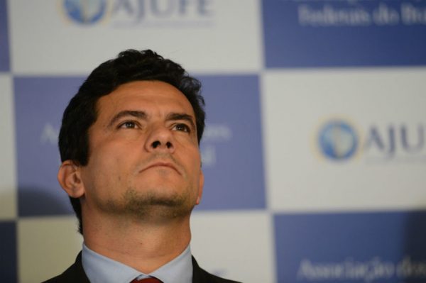 “Políticos que me perdoem, mas caixa 2 é trapaça”, diz Moro