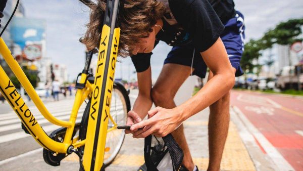 Moradores de São Paulo já podem usar as bicicletas elétricas da Yellow