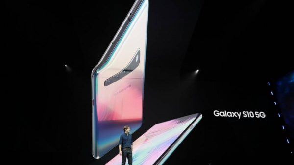 Samsung: as telas 100% cheias vão chegar?