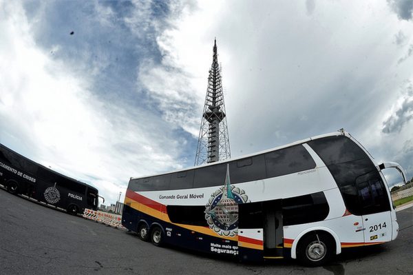 Estacionamento da Torre de TV vira ‘Cidade Policial’ durante Carnaval no DF