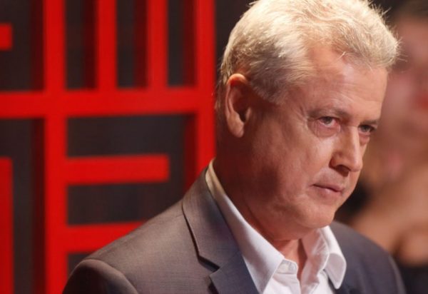 Rollemberg é condenado a pagar R$ 100 mil por inserções contra Ibaneis