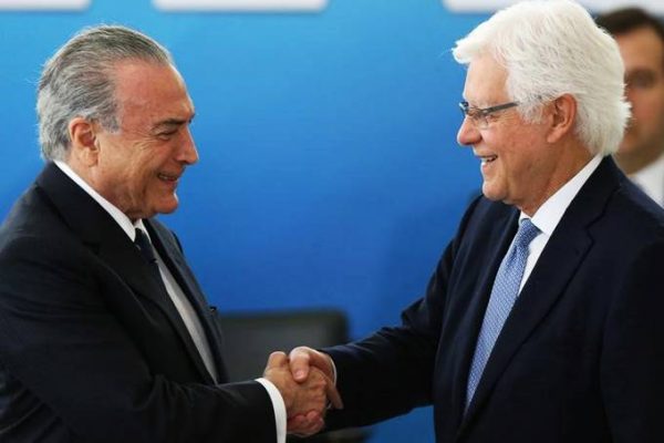 Lava Jato denuncia Michel Temer e Moreira Franco por corrupção