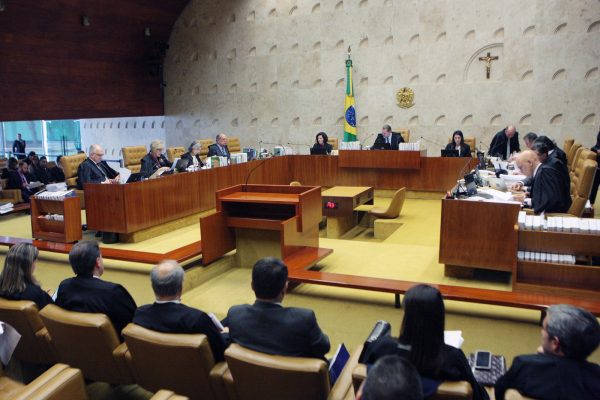 STF considera inconstitucional MP de Temer que deu status de ministro a Moreira Franco