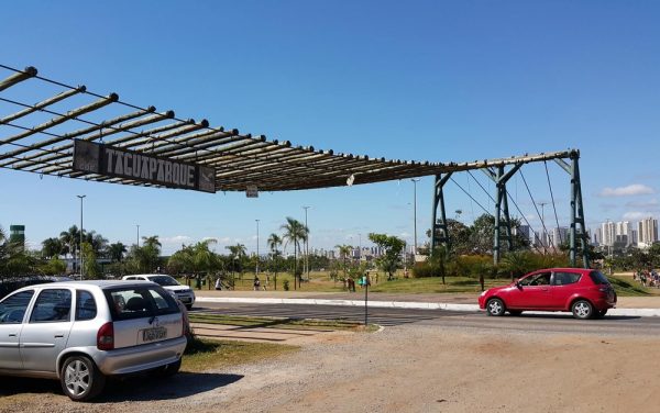Por que isso é assim? Taguaparque guarda réplica da tenda da primeira missa realizada em Brasília