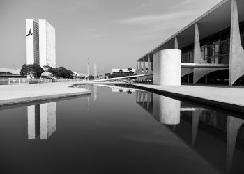 Exposição de fotos no Palácio do Planalto mostra cotidiano na Esplanada dos Ministérios em Brasília