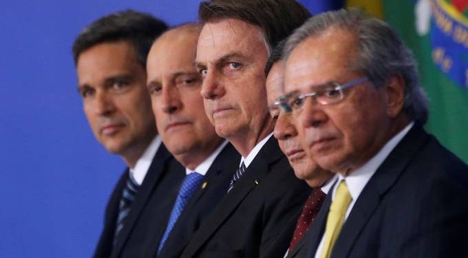 O que fica ou cai na reforma da Previdência (e a que preço), segundo Itaú