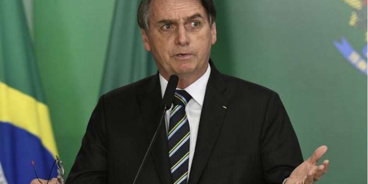 Governo Bolsonaro é considerado bom ou ótimo por 35% dos brasileiros