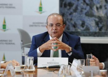 ‘Embates’ levaram à exoneração de chefe da Casa Militar, diz governador do DF