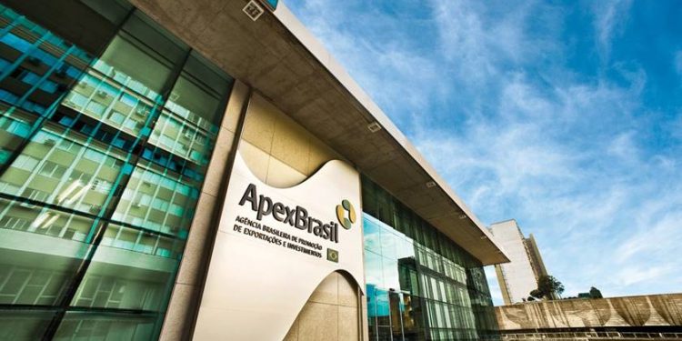 Militares e “olavistas” disputam Secretaria de Comunicação e Apex