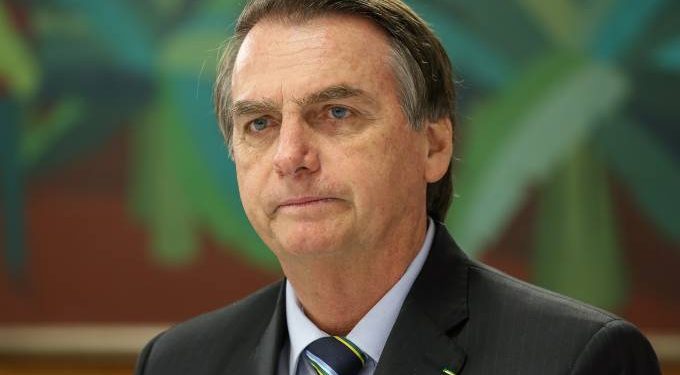 Propostas de Bolsonaro emperram na Câmara dos Deputados