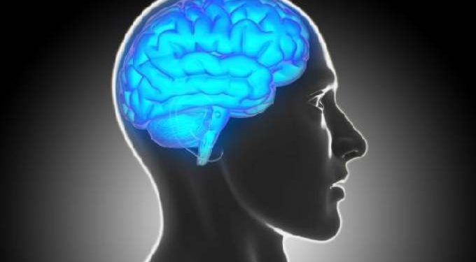 Implante revolucionário ‘transforma’ pensamento em fala