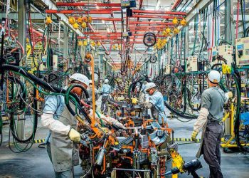 Venda de veículos cresce 0,8% em março, diz Fenabrave