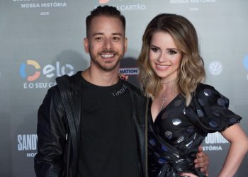 ‘Paixão por Sandy e Junior e justiça’, diz fã que moveu ação no DF contra empresa de ingresso do show