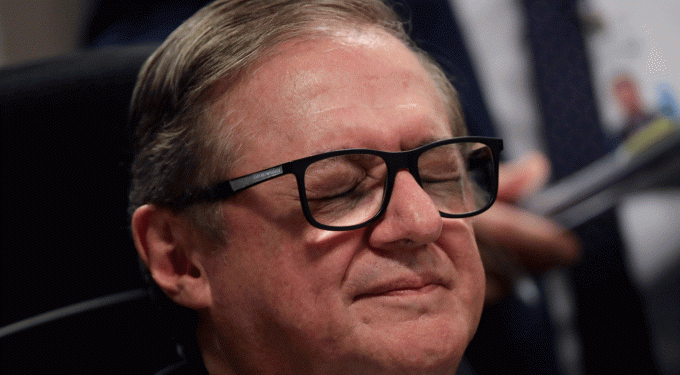 Casa Civil exonera assessor do MEC e aprofunda desgaste de Vélez