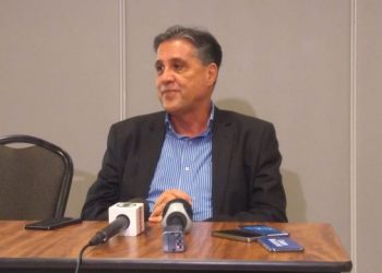 Posse de presidente da Caesb é suspensa pela Justiça do DF