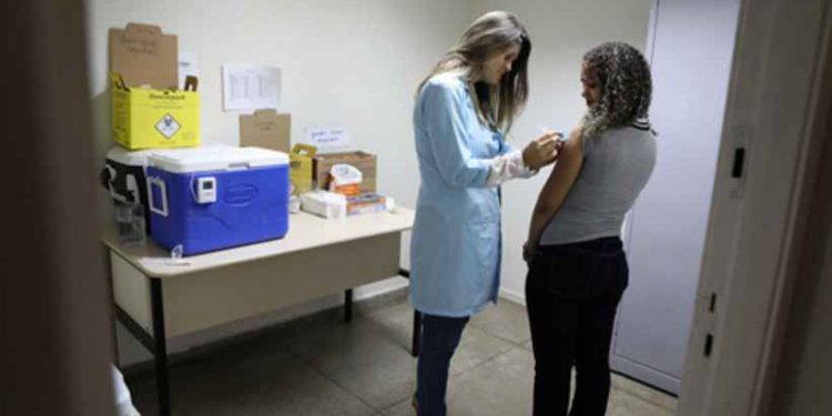 Posto de vacinação da rodoviária será desativado a partir de quarta-feira