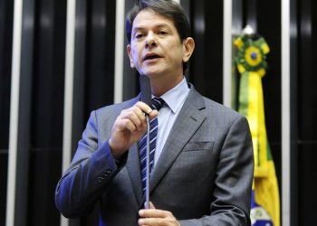 Último ministro da Educação que foi ao plenário saiu de lá demitido
