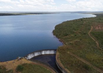 Barragem transborda em Santa Maria, Caesb avalia situação no DF