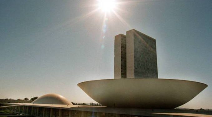 Governo diz que reforma de tributos federais depende da Previdência