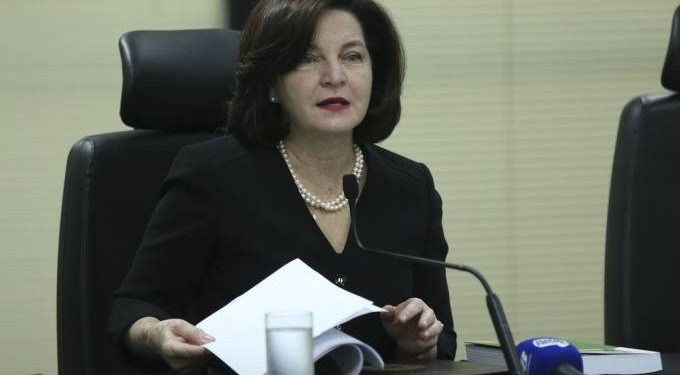 Procuradores travam disputa na PGR à espera de escolha de Bolsonaro