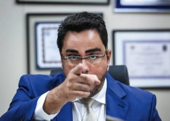 Marcelo Bretas não publicou imagem que chama Maia de ‘imbecil’