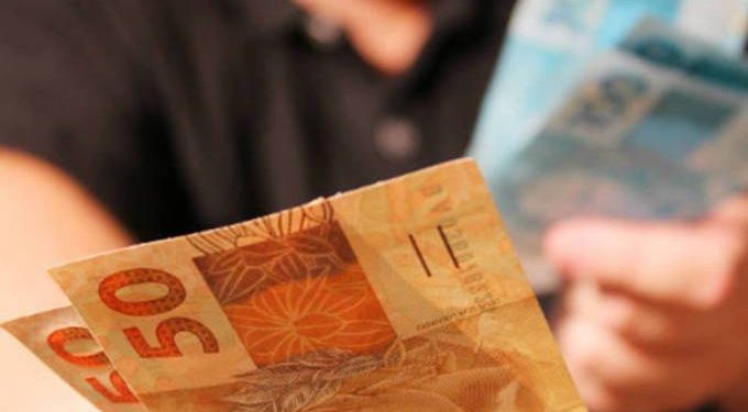 Brasil perde “força populacional” e vê taxa de poupança encolher