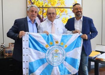 Patrocínio de Ibaneis para escola de samba tem dedo de Picciani