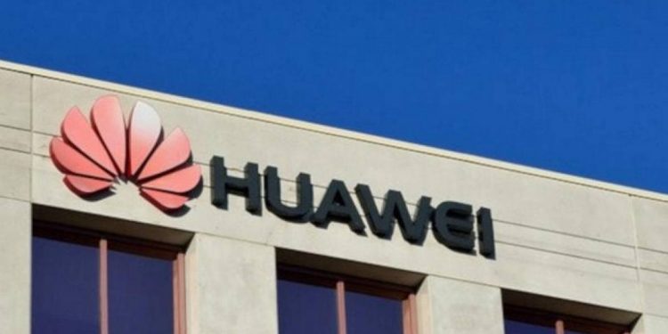 Huawei diz que vai manter suporte a todos os aparelhos com Android