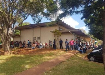 H1N1: Postos de saúde tem fila de interessados na vacina contra a gripe