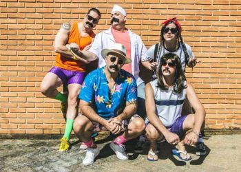 Veia cômica do rock desponta, com a banda Marília Gabriela