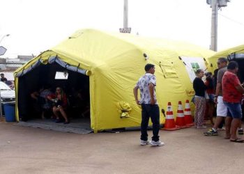Tenda de atendimento a pacientes com dengue, em São Sebastião, é desativada