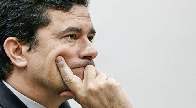 Moro recebe homenagem de Doria e será defendido em atos no domingo