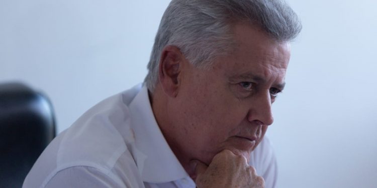 Rodrigo Rollemberg entra com pedido de aposentadoria no Senado