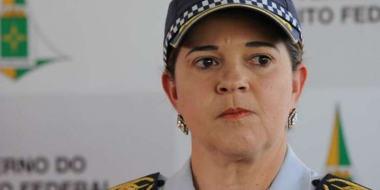 Exonerada, ex-comandante da PM formaliza pedido para ingressar na reserva