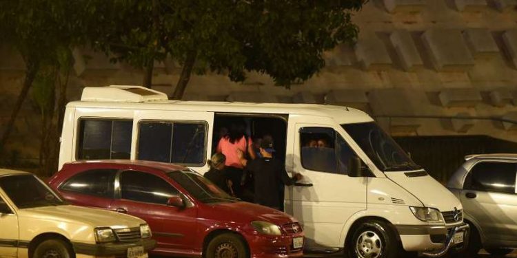 A cada dia, 15 piratas são flagrados pela PM nas ruas da capital