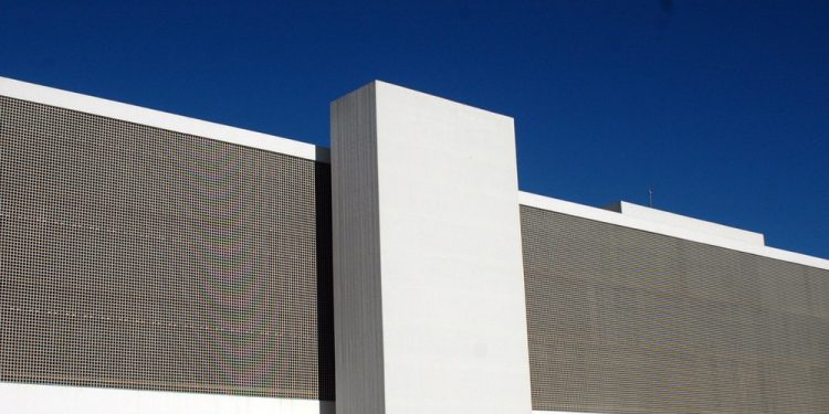 Biblioteca Nacional convida voluntários para projeto de reforço escolar no DF