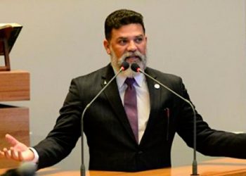 Deputado distrital gasta em um mês gasolina suficiente para ir do DF até a Colômbia